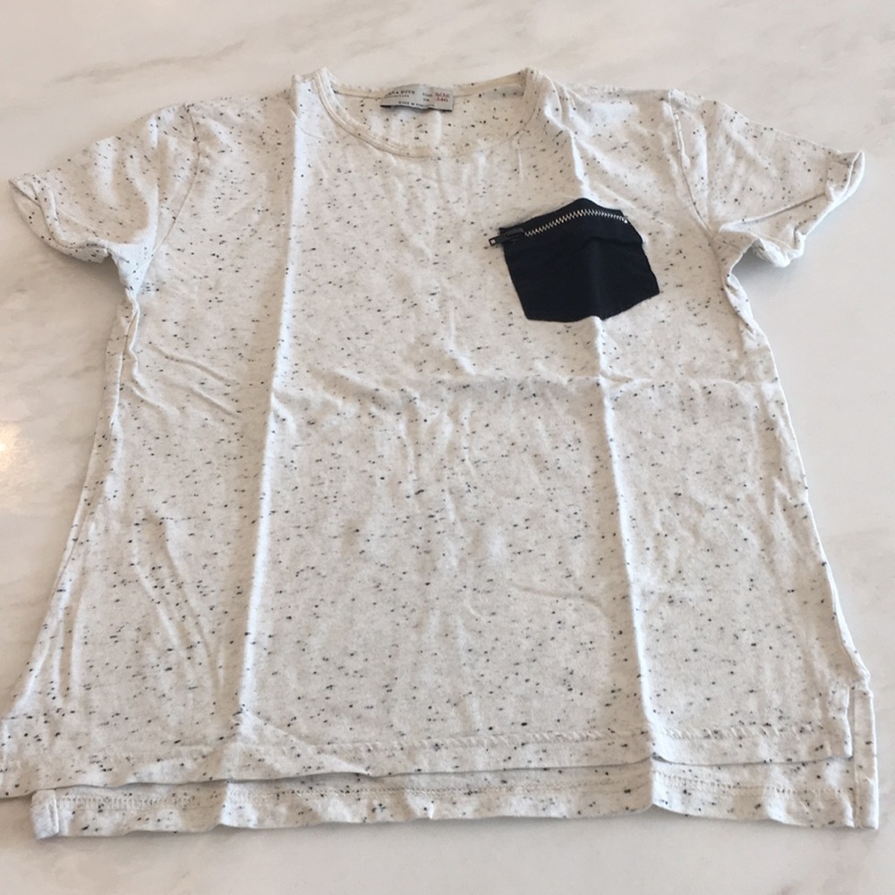 Zara Boys S/S Oat Colored Tee-Size 9/10